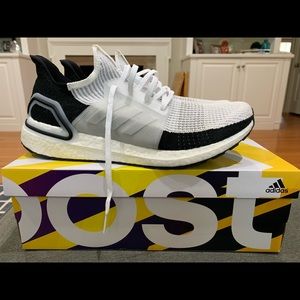 Adidas UltraBOOST 19 sz 12.5
